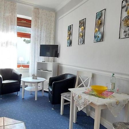 Ferienwohnungen Parkschloesschen Bad Pyrmont Dış mekan fotoğraf