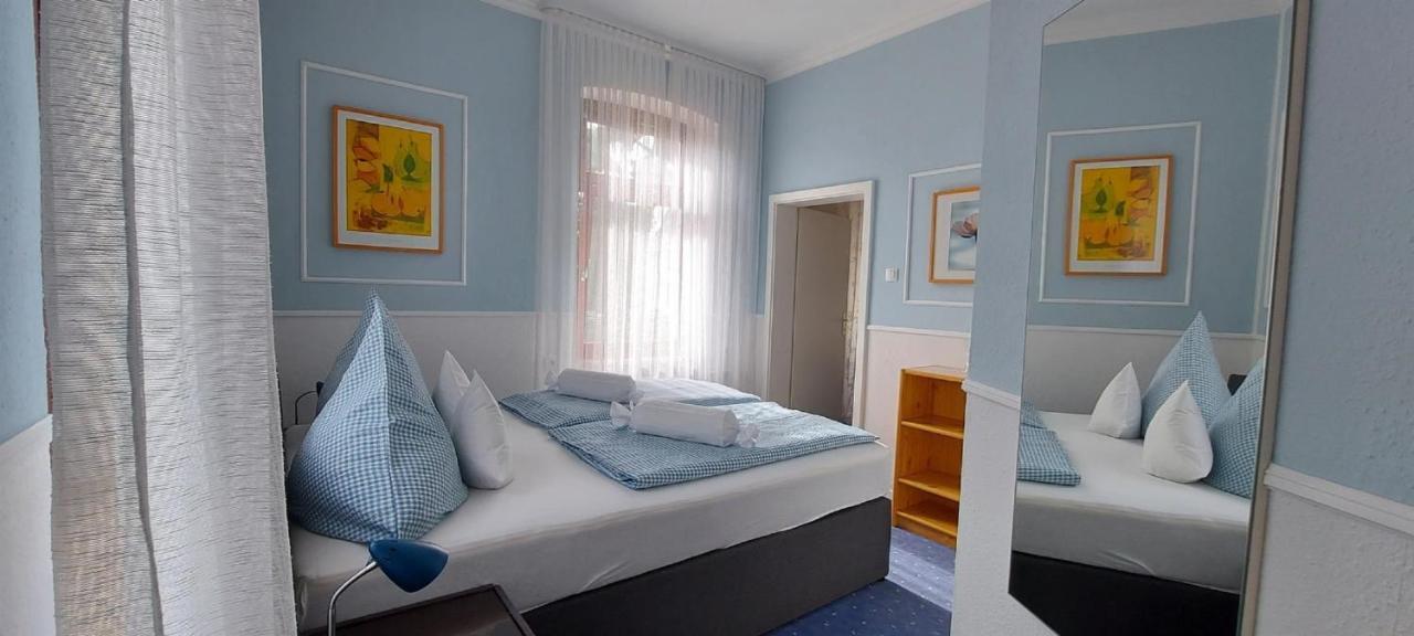 Ferienwohnungen Parkschloesschen Bad Pyrmont Dış mekan fotoğraf