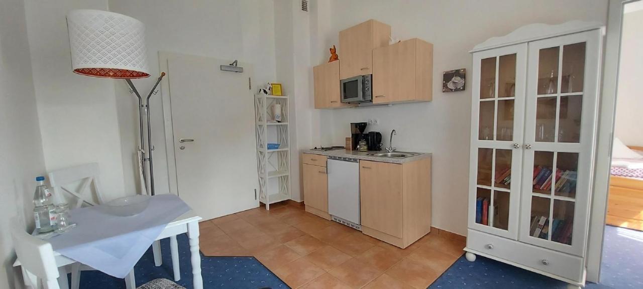 Ferienwohnungen Parkschloesschen Bad Pyrmont Dış mekan fotoğraf
